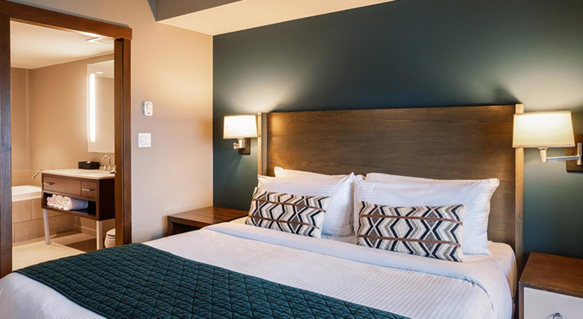 Evolution Whistler Aparthotel Exterior photo